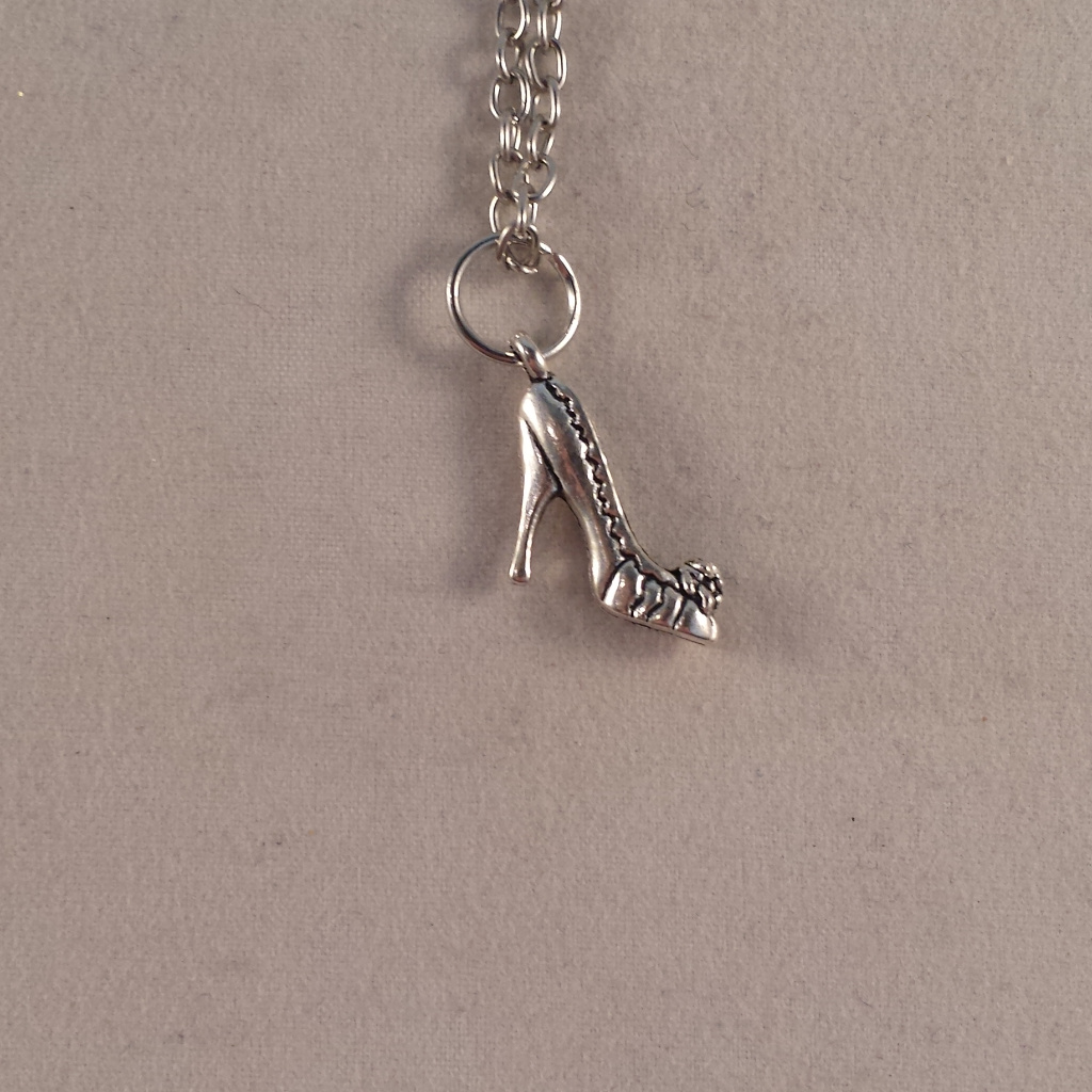 Silver High Heel Shoe Pendant Neckace 22$